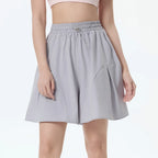 Pleated Wide-Leg Short
