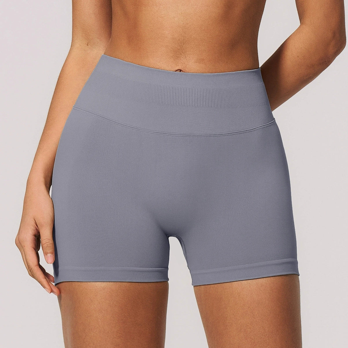 Seamless High-Waist Short — NUVRYA, view 4 of 11